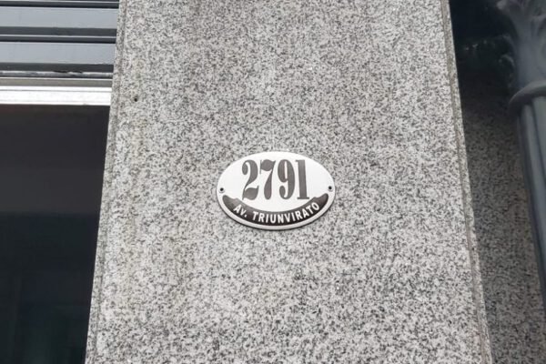 Ovaladas Nuestros clientes — Placas Parmui Placa enlozada Parmui, ovaladas nuestros clientes