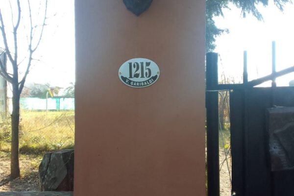 Ovaladas Nuestros clientes — Placas Parmui Placa enlozada Parmui, ovaladas nuestros clientes