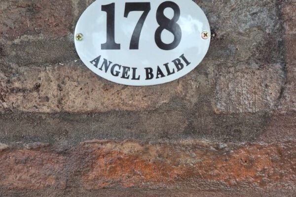 Ovaladas Nuestros clientes — Placas Parmui Placa enlozada Parmui, ovaladas nuestros clientes