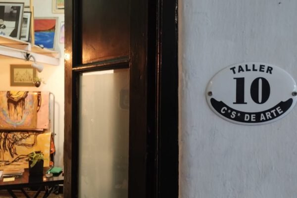 Ovaladas Nuestros clientes — Placas Parmui Placa enlozada Parmui, ovaladas nuestros clientes