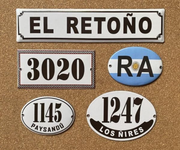 Otras — Placas Parmui Placa enlozada Parmui, otras