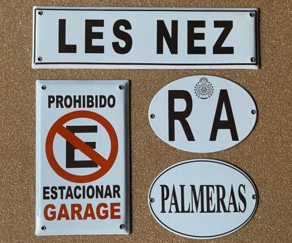 Otras — Placas Parmui Placa enlozada Parmui, otras
