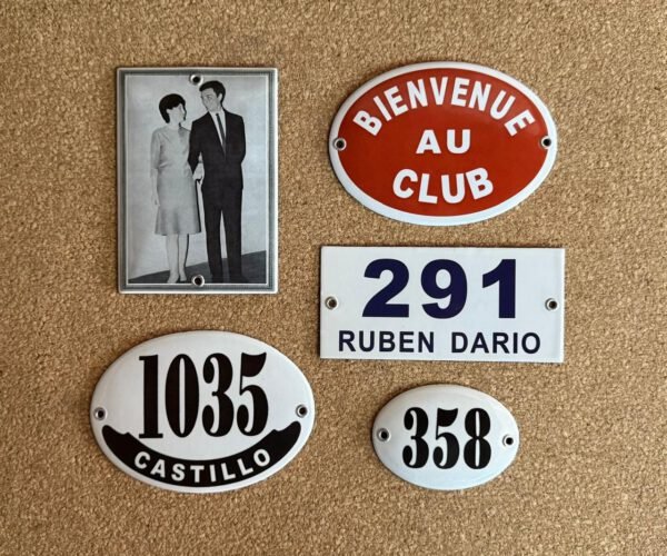 Otras — Placas Parmui Placa enlozada Parmui, otras