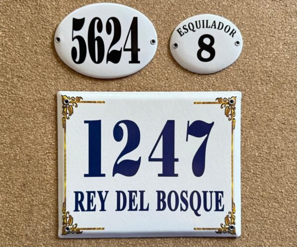 Números de calle 20x25 - 20x30 — Placas Parmui Placa enlozada Parmui, números de calle 20x25 - 20x30