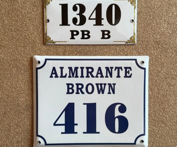 Números de calle 20x25 - 20x30 — Placas Parmui Placa enlozada Parmui, números de calle 20x25 - 20x30