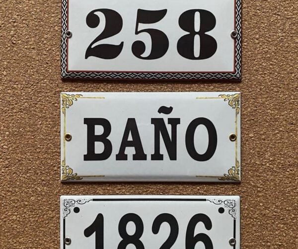Números de calle 10x20 — Placas Parmui Placa enlozada Parmui, números de calle 10x20