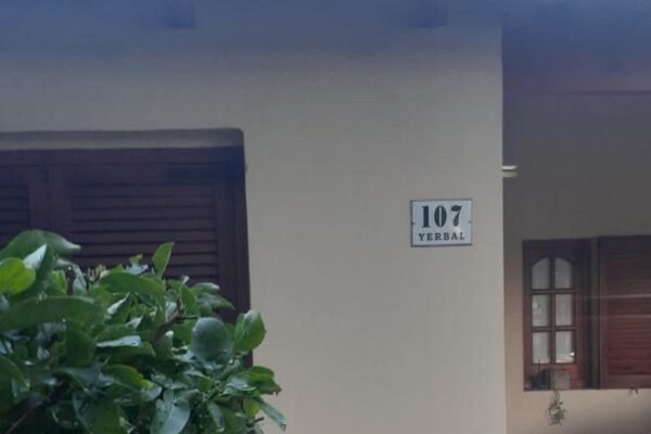 Rectangulares Calle Nuestros clientes — Placas Parmui Placa enlozada Parmui, rectangulares calle nuestros clientes