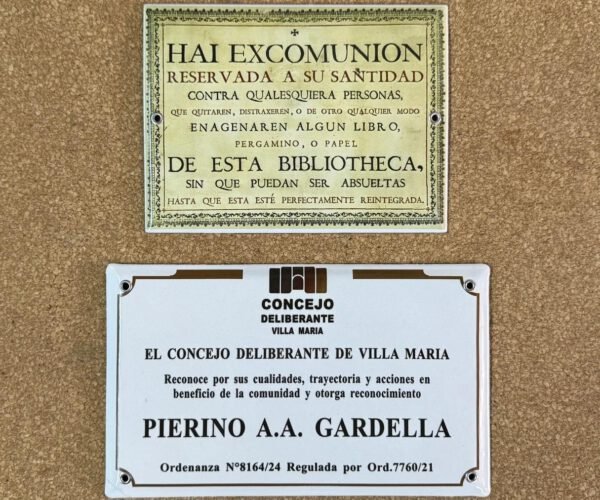 13x18 y 15x20 cm — Placas Parmui Placa enlozada Parmui, 13x18 y 15x20 cm