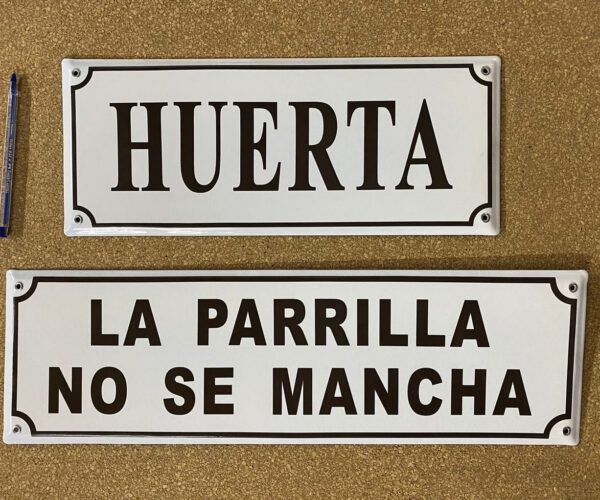 13x38, 15x38 y 15x50 cm — Placas Parmui Placa enlozada Parmui, 13x38, 15x38 y 15x50 cm