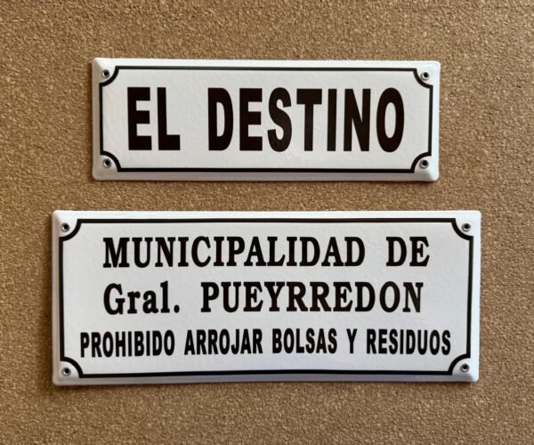 13x38, 15x38 y 15x50 cm — Placas Parmui Placa enlozada Parmui, 13x38, 15x38 y 15x50 cm