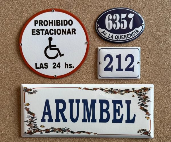 13x38, 15x38 y 15x50 cm — Placas Parmui Placa enlozada Parmui, 13x38, 15x38 y 15x50 cm