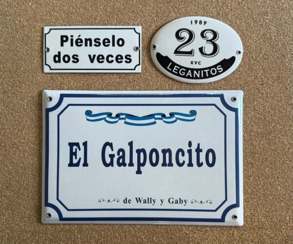 20x25 y 20x30 cm — Placas Parmui Placa enlozada Parmui, 20x25 y 20x30 cm