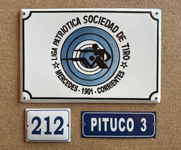25x38 y 25x50 cm — Placas Parmui Placa enlozada Parmui, 25x38 y 25x50 cm