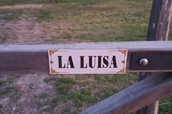 Rectangulares Otras Nuestros clientes — Placas Parmui Placa enlozada Parmui, rectangulares otras nuestros clientes