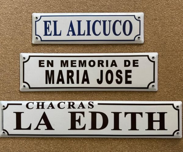 2 Líneas — Placas Parmui Placa enlozada Parmui, 2 líneas