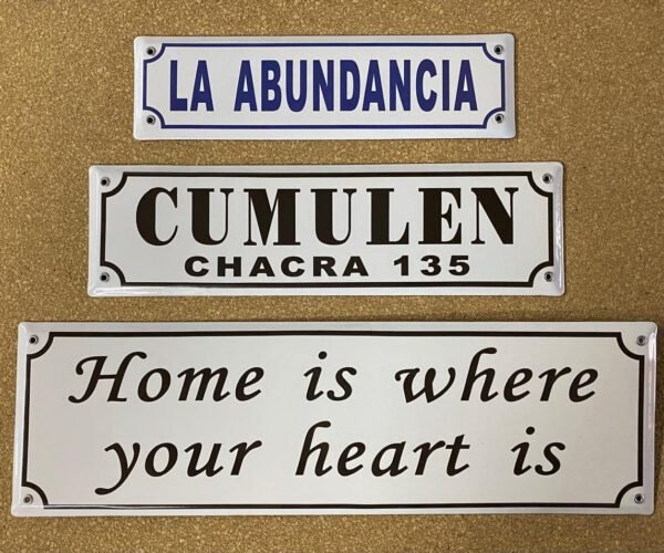 2 Líneas — Placas Parmui Placa enlozada Parmui, 2 líneas