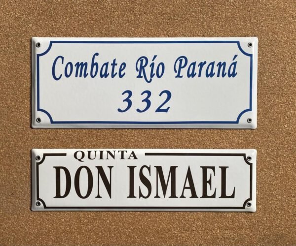 2 Líneas — Placas Parmui Placa enlozada Parmui, 2 líneas