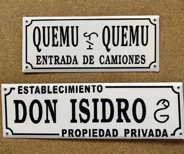 2 Líneas — Placas Parmui Placa enlozada Parmui, 2 líneas