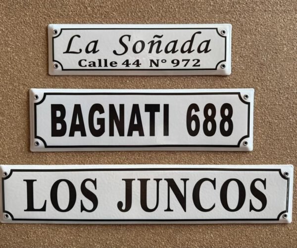 2 Líneas — Placas Parmui Placa enlozada Parmui, 2 líneas