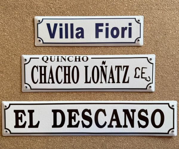 2 Líneas — Placas Parmui Placa enlozada Parmui, 2 líneas