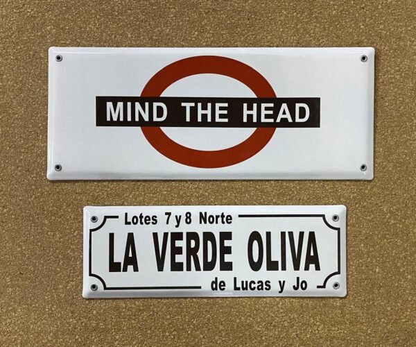 3 Líneas — Placas Parmui Placa enlozada Parmui, 3 líneas