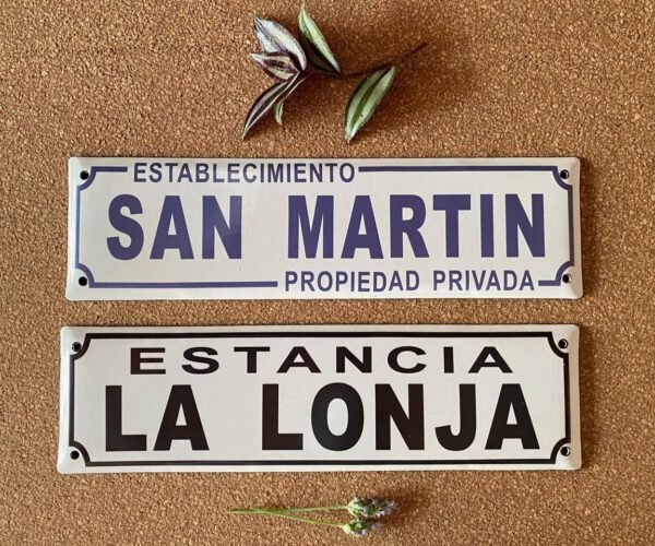 3 Líneas — Placas Parmui Placa enlozada Parmui, 3 líneas