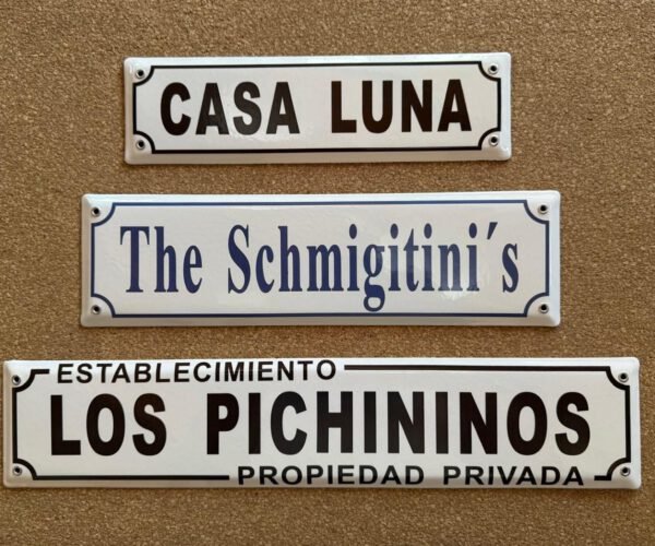 3 Líneas — Placas Parmui Placa enlozada Parmui, 3 líneas