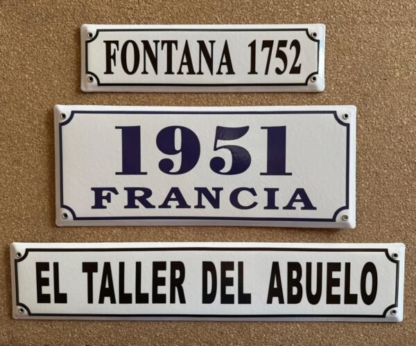 Con Dirección — Placas Parmui Placa enlozada Parmui, con dirección