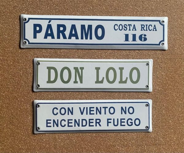 Con Dirección — Placas Parmui Placa enlozada Parmui, con dirección