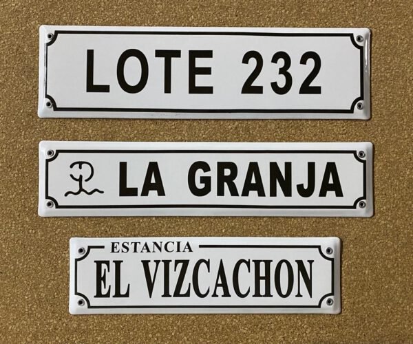 Con Dirección — Placas Parmui Placa enlozada Parmui, con dirección