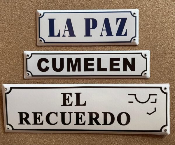 Con Logo — Placas Parmui Placa enlozada Parmui, con logo