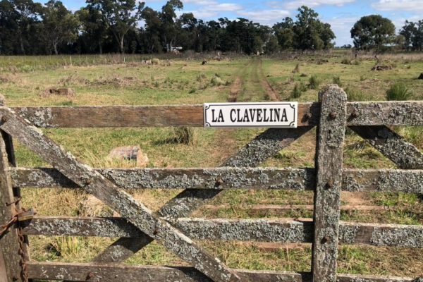 Tranqueras Nuestros clientes — Placas Parmui Placa enlozada Parmui, tranqueras nuestros clientes