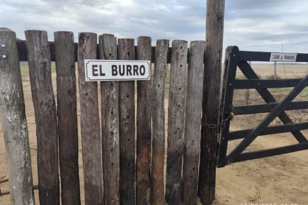Tranqueras Nuestros clientes — Placas Parmui Placa enlozada Parmui, tranqueras nuestros clientes