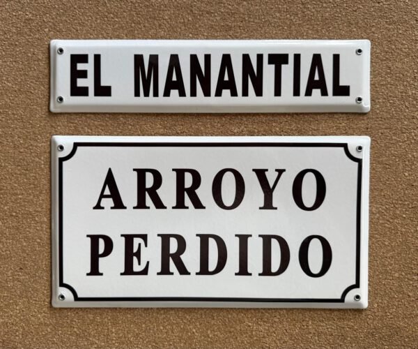 Sin Marco — Placas Parmui Placa enlozada Parmui, sin marco