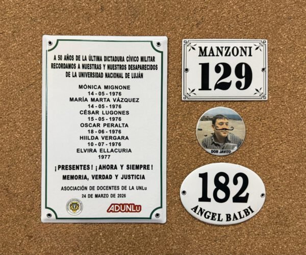 Conmemorativas — Placas Parmui Placa enlozada Parmui, conmemorativas