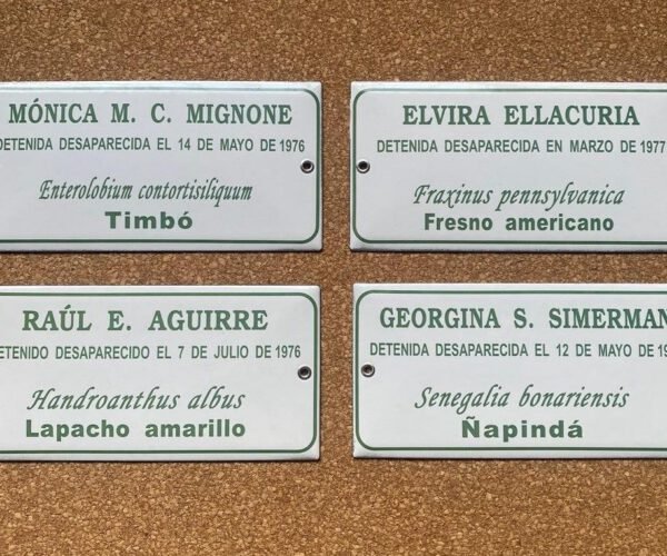 Conmemorativas — Placas Parmui Placa enlozada Parmui, conmemorativas