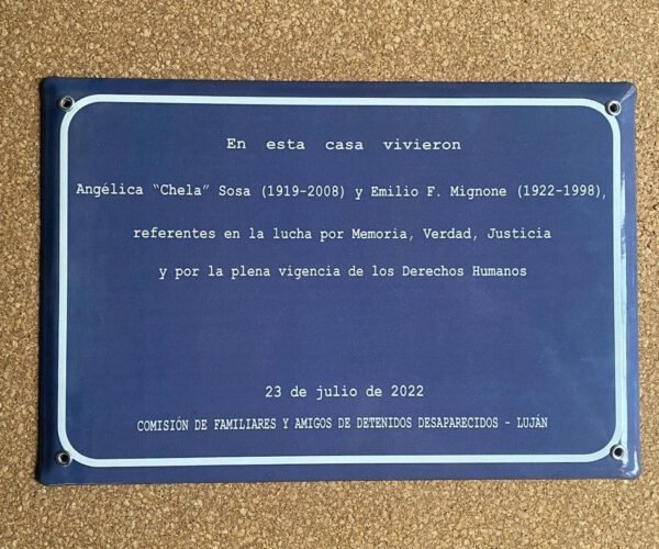 Conmemorativas — Placas Parmui Placa enlozada Parmui, conmemorativas