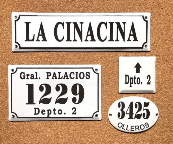 Cuadradas — Placas Parmui Placa enlozada Parmui, cuadradas