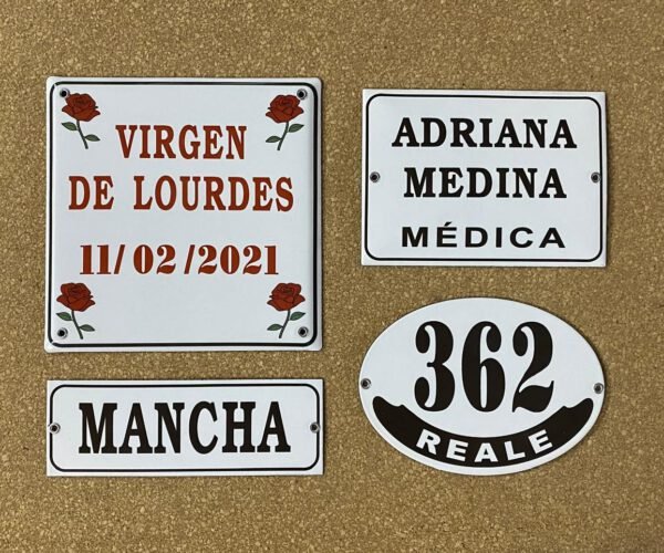 Cuadradas — Placas Parmui Placa enlozada Parmui, cuadradas