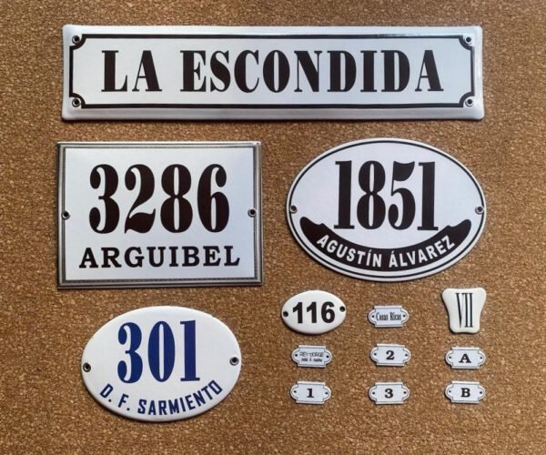 Medidas pequeñas — Placas Parmui Placa enlozada Parmui, medidas pequeñas