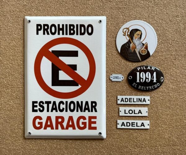 Medidas pequeñas — Placas Parmui Placa enlozada Parmui, medidas pequeñas