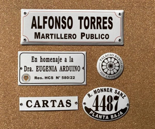 Profesionales — Placas Parmui Placa enlozada Parmui, profesionales