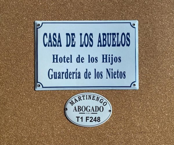 Profesionales — Placas Parmui Placa enlozada Parmui, profesionales