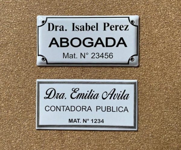 Profesionales — Placas Parmui Placa enlozada Parmui, profesionales