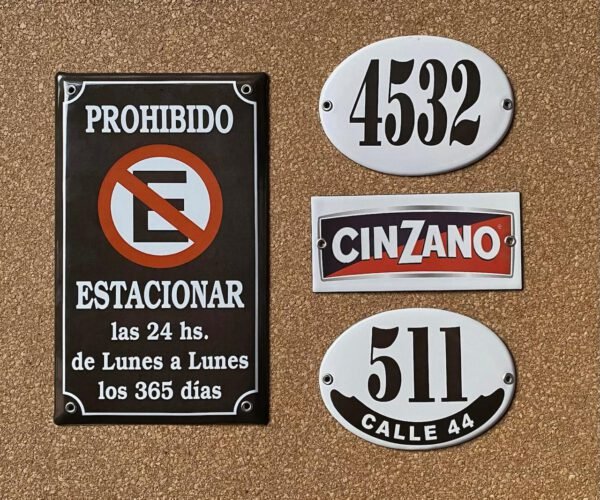 Prohibido estacionar — Placas Parmui Placa enlozada Parmui, prohibido estacionar