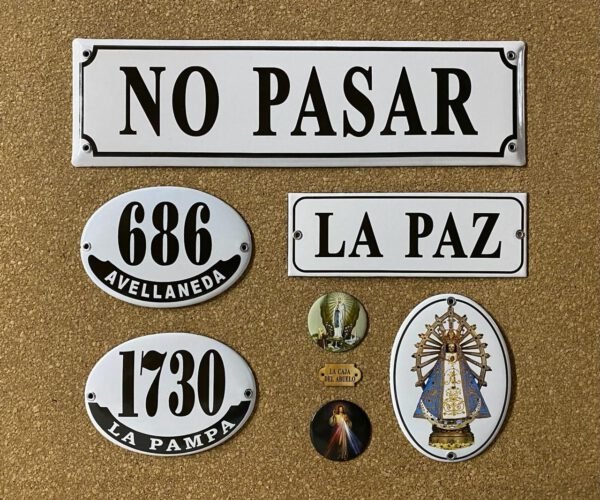 Religiosas — Placas Parmui Placa enlozada Parmui, religiosas