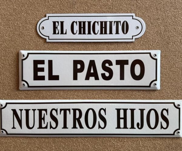 Sagomadas — Placas Parmui Placa enlozada Parmui, sagomadas