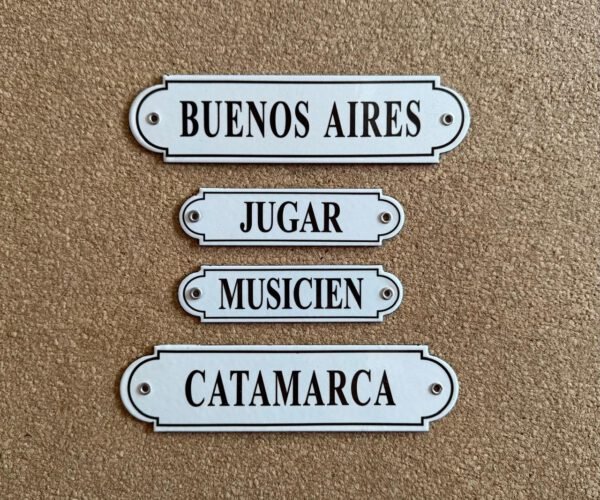 Sagomadas — Placas Parmui Placa enlozada Parmui, sagomadas